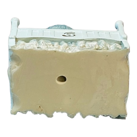 Baby Boy Three Resin Figurines Cake Toppers Baby Decor - Picture 14 of 14